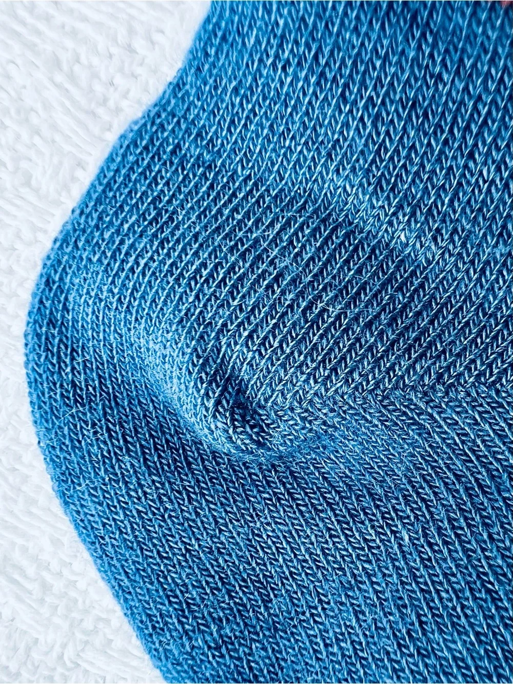 FREE PRESS LEGWEAR BLUE CREW SOCKS with CORGI DOGS